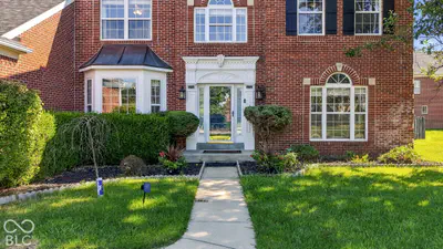5889 Pebblestream Drive, Carmel - 3