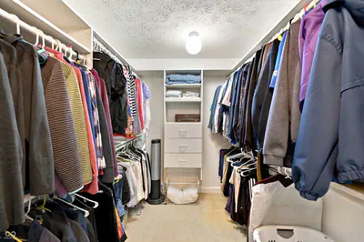 7499 Cherryhill Drive, Indianapolis - 23