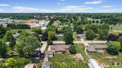 885 Broadway North Drive, Plainfield - 5