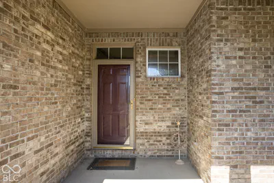5658 Augusta Woods Drive, Plainfield - 3