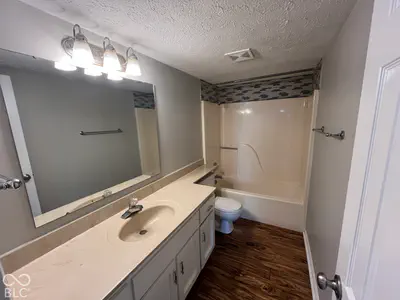 5925 Dunmore Drive, Indianapolis - 16