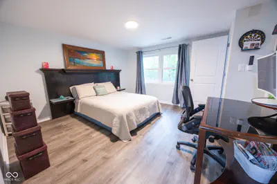 7980-7984 Royal Avenue, Zionsville - 93