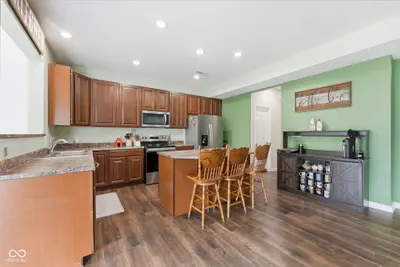 3304 Hurst Street, Whiteland - 10