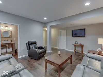 526 King Fisher Drive, Brownsburg - 31