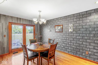 1802 Ewing Street, Seymour - 14
