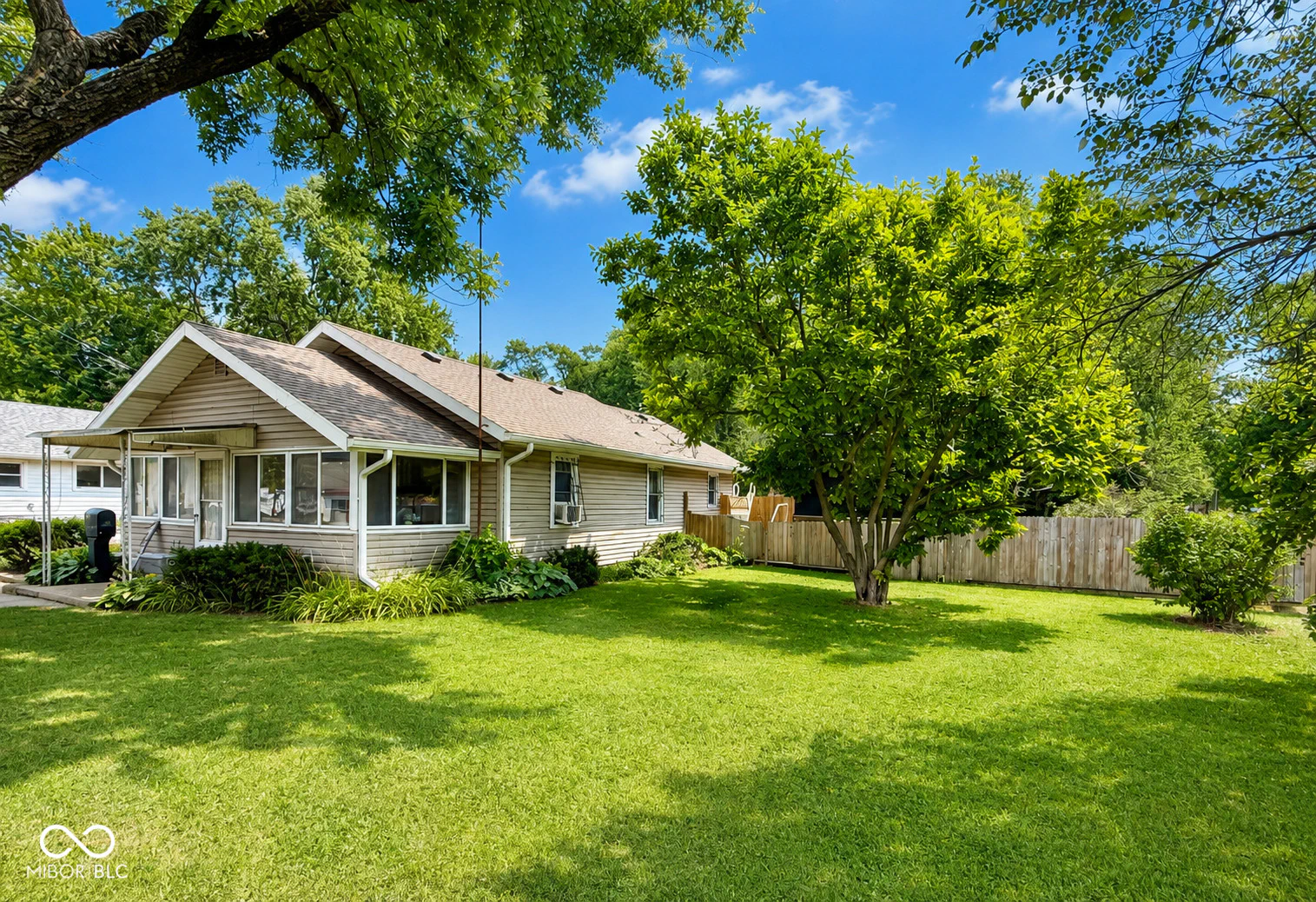 5028 Columbus Avenue, Anderson