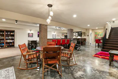 6736 W Stonegate Drive, Zionsville - 28