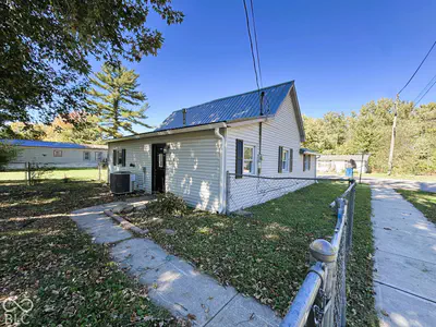 208 N East, Roachdale - 17