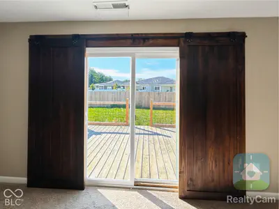 627 Derek Lane, Trafalgar - 24