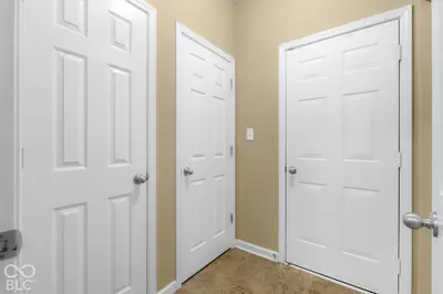 2322 Middle View Drive, Columbus - 22