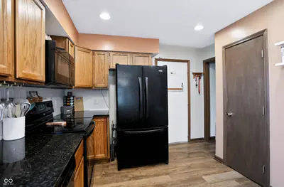 9562 Falkirk Drive, Indianapolis - 12