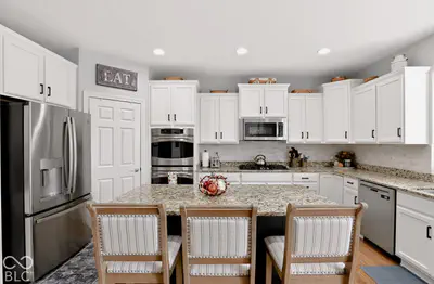 8856 Spring Violet Place, Zionsville - 19