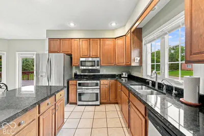 9698 Sunwood Way, Carmel - 10