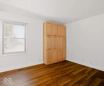 2601 Trotters Run, Bloomington - 32