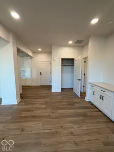 925 Veterans Way, Carmel - 4