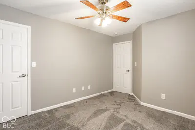 12351 Blue Sky Drive, Fishers - 28