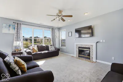 8035 Meadow Bend Lane, Indianapolis - 24