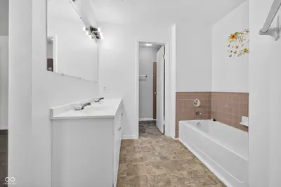 8512 Green Valley Drive, Indianapolis - 23