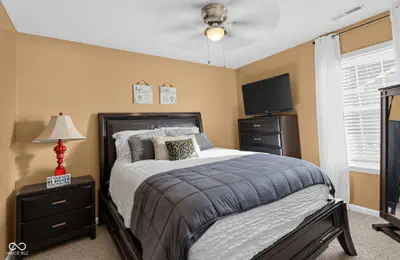3394 S Bennett Drive, New Palestine - 19