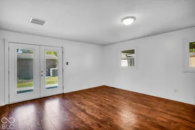 300 Shull Drive, North Vernon - 10