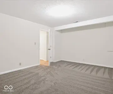 2601 Trotters Run, Bloomington - 38