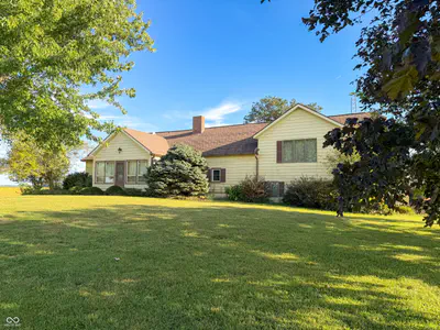 10449 W 300 S, Jamestown - 22