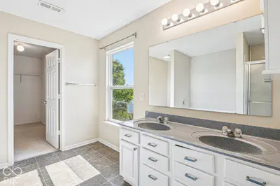 9533 Lantern Lane, Pendleton - 16
