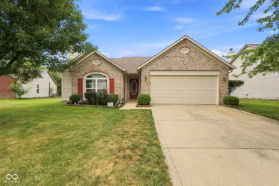 14058 Meadow Lake Drive, Fishers - 2