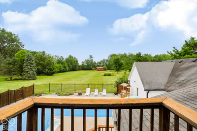 1595 400, Greenfield - 32