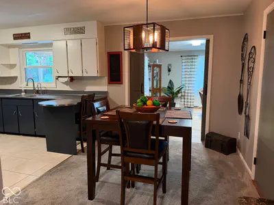 1010 Crescent Drive, New Castle - 6