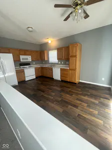 8351 Brambleberry Drive, Indianapolis - 6