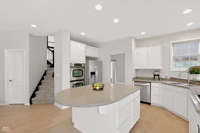 8838 Pin Oak Drive, Zionsville - 16