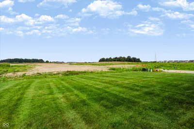 6757 Thresher Pass, McCordsville - 34