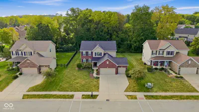 5248 Nicodemus Drive, Plainfield - 2
