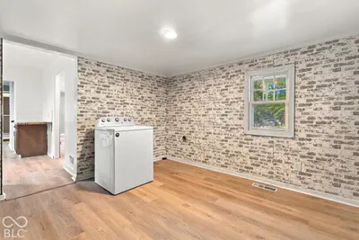 3045 W 69th Street, Indianapolis - 16