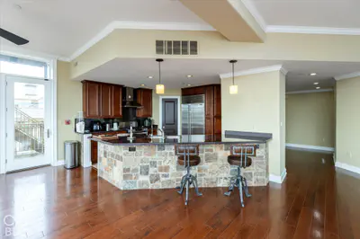 2105 Meridian Street, Indianapolis - 9