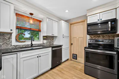 2663 Forest Drive, Columbus - 12