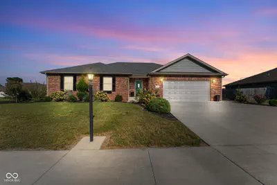 1747 Bell Ford Drive, Seymour