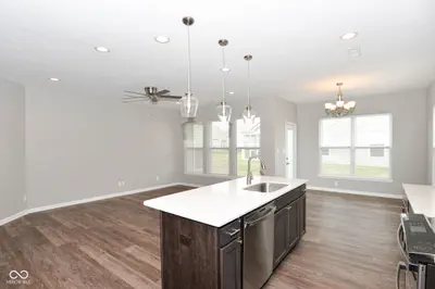 6582 Giles Boulevard, Whitestown - 9