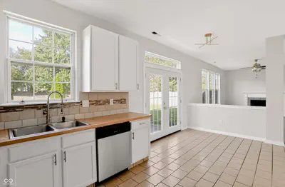11224 Fall Drive, Indianapolis - 16