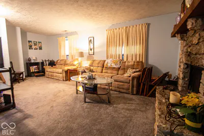 6730 Woodmere Circle, Indianapolis - 8