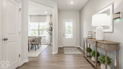 1101 Calistoga Road, Fortville - 4