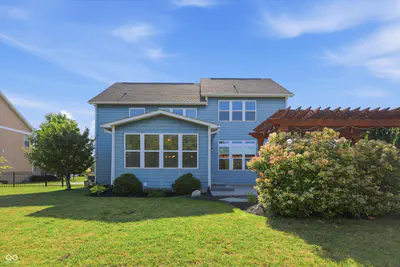 8752 Windpointe Pass, Zionsville - 40