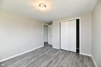1075 600, Greenfield - 24