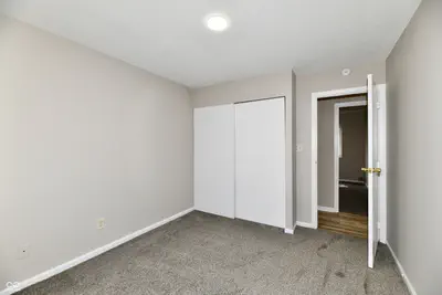 9457 Burrwood Creek, Indianapolis - 35