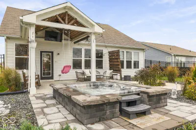 5946 Walkabout Way, Brownsburg - 38