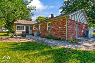 7856 Creekview Circle, Indianapolis - 39