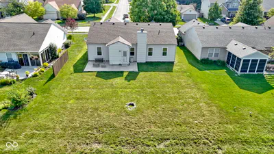 8778 Deer Crossing Boulevard, McCordsville - 19
