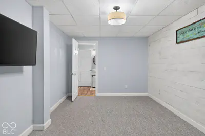 2826 Main Street, New Castle - 41