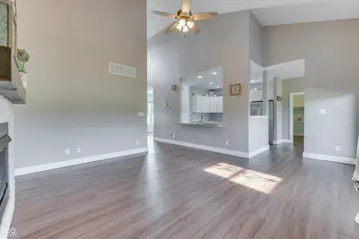 2875 100, Franklin - 23